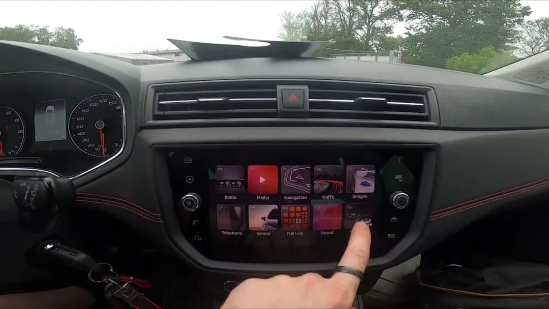 Rozszyfruj język kontrolek w Twoim Seat Ibiza. Przewodnik kierowcy