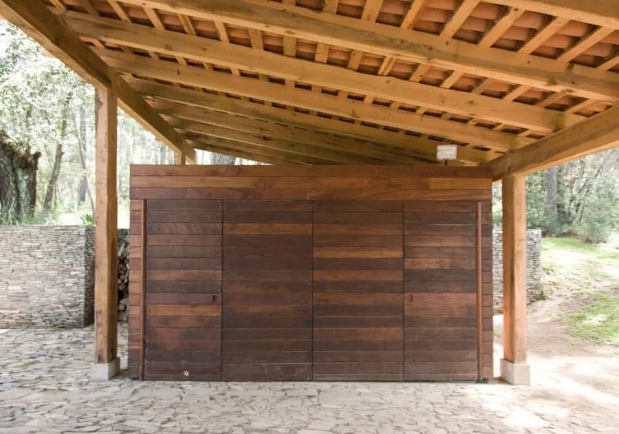 Budowy wiaty bez pozwolenia? Zbuduj ją legalnie w kilku krokach!