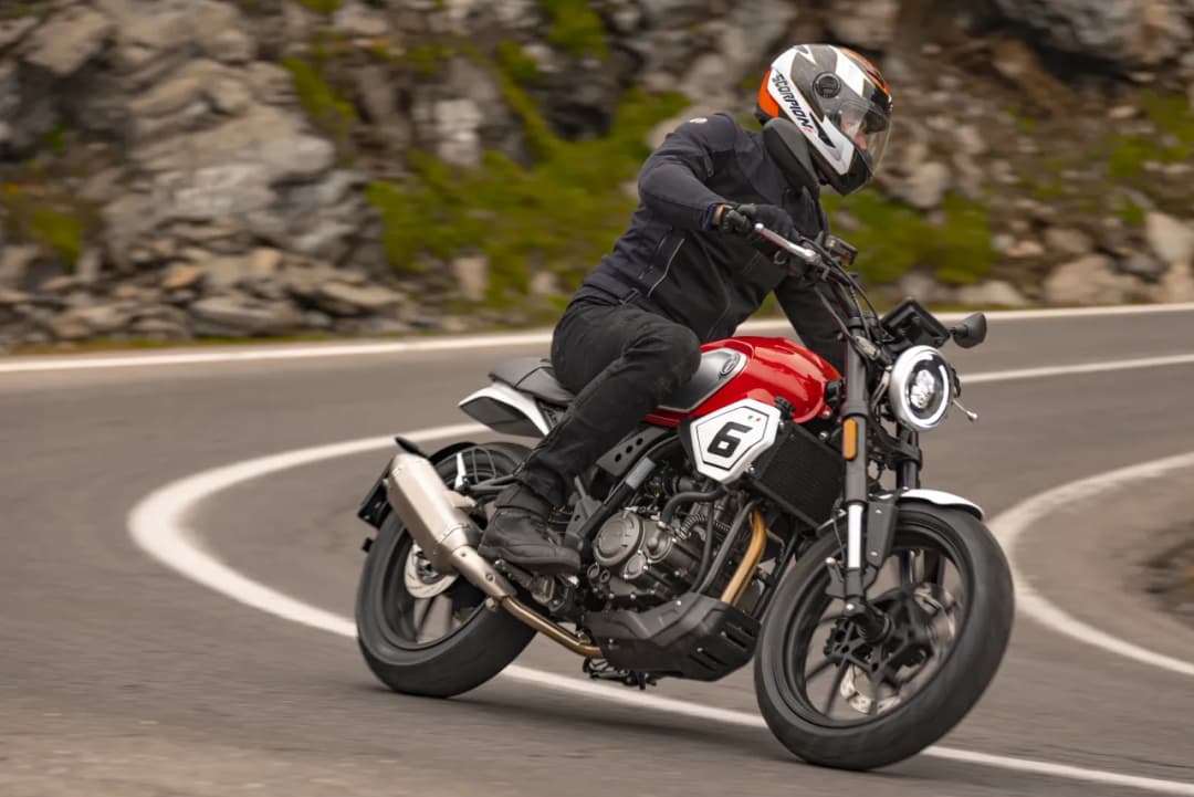 Wybieramy motocykl na początek! Top 5 dla początkujących. Rady