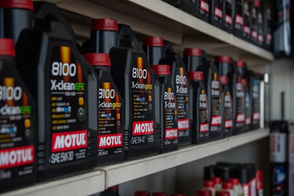 Gdzie kupić Motul w Krakowie? Sprawdź ofertę Gemma Oleje