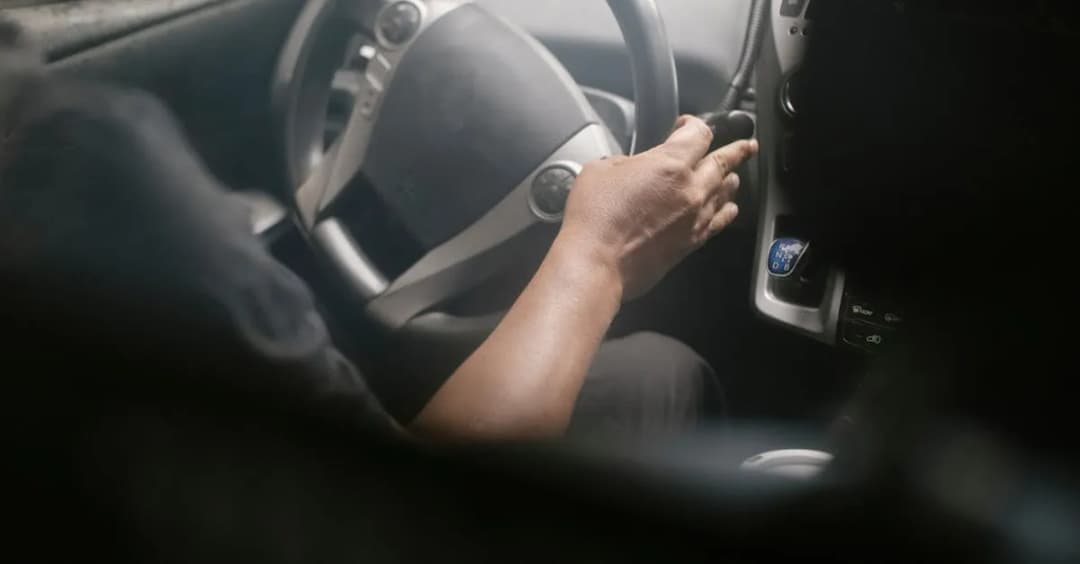 Jak wybrać najlepsze wycieraczki do samochodu? Ekspert odpowiada