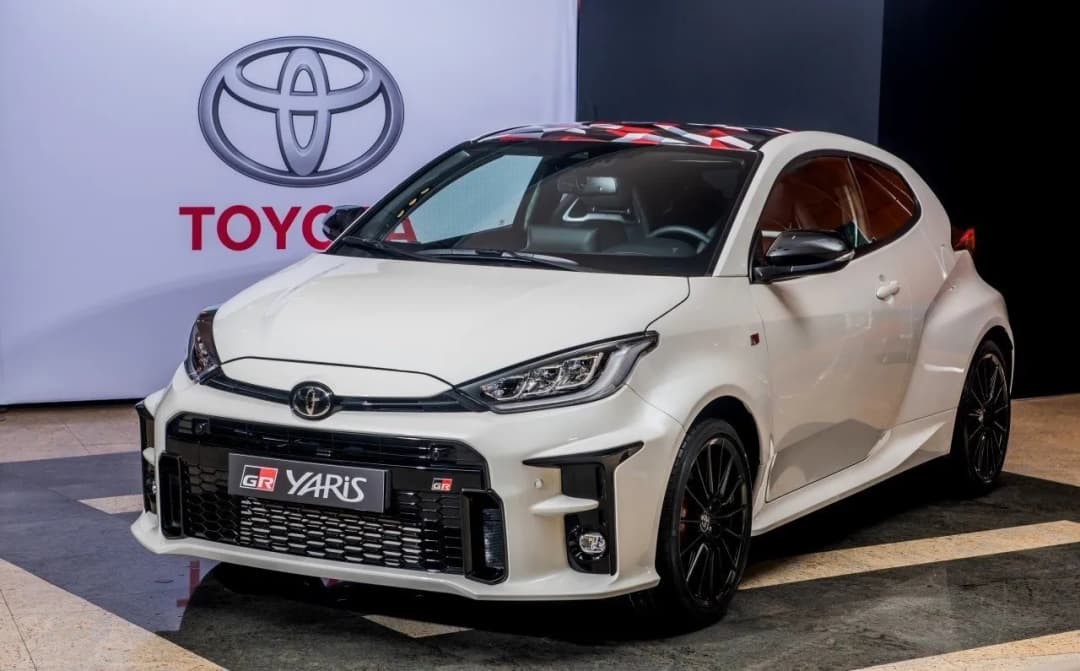 Ile waży Toyota Yaris? Zaskakujące różnice w wersjach i silnikach